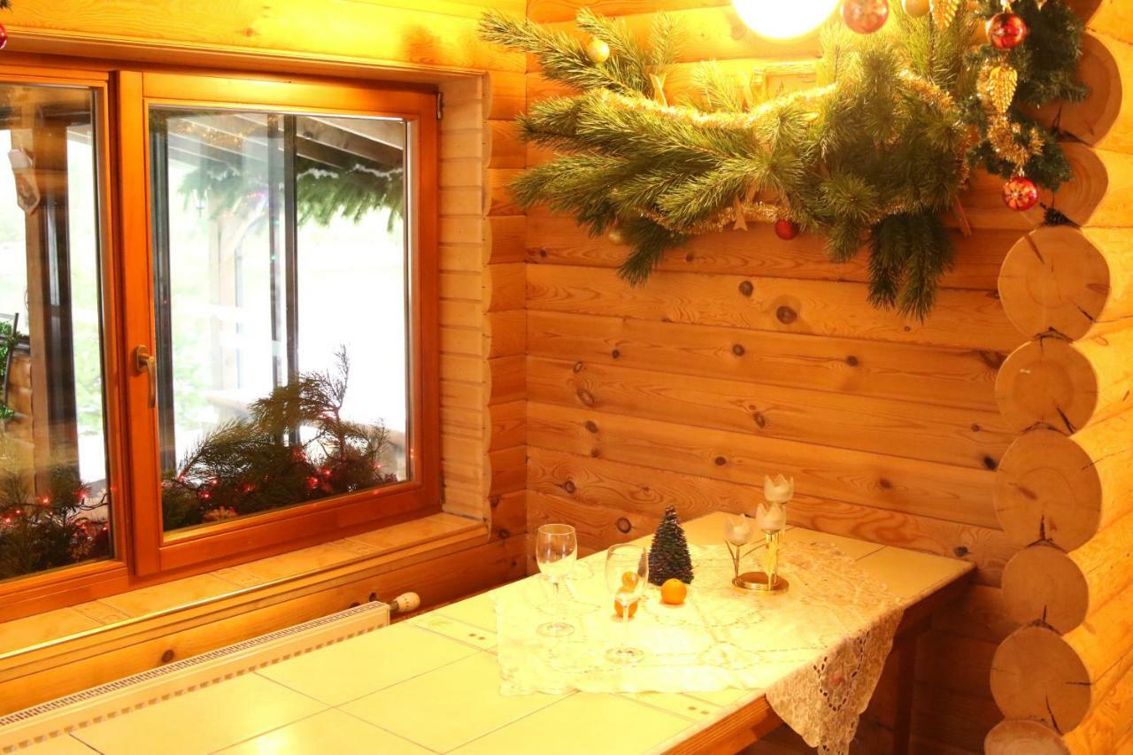 Villa Viesu Maja Forrest Dzimtmisa Exterior foto